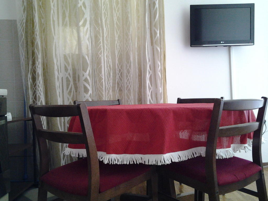 Apartments Lena Podgora Bilik gambar