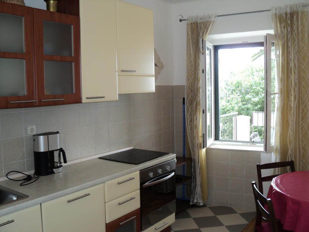 Apartments Lena Podgora Bilik gambar